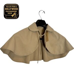 Vintage Tan Collared Capelet Cape with Tie Closure